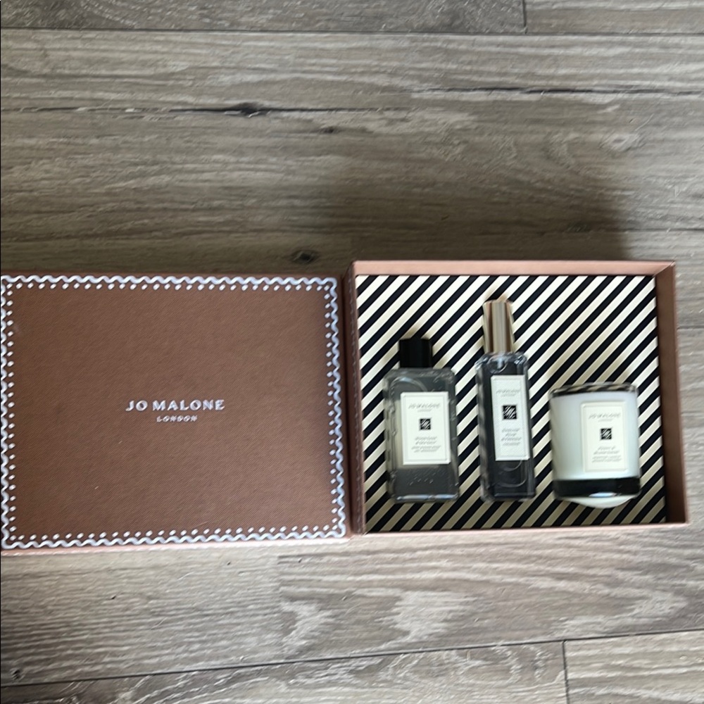 NWB Jo Malone Fragrance and Candle Set